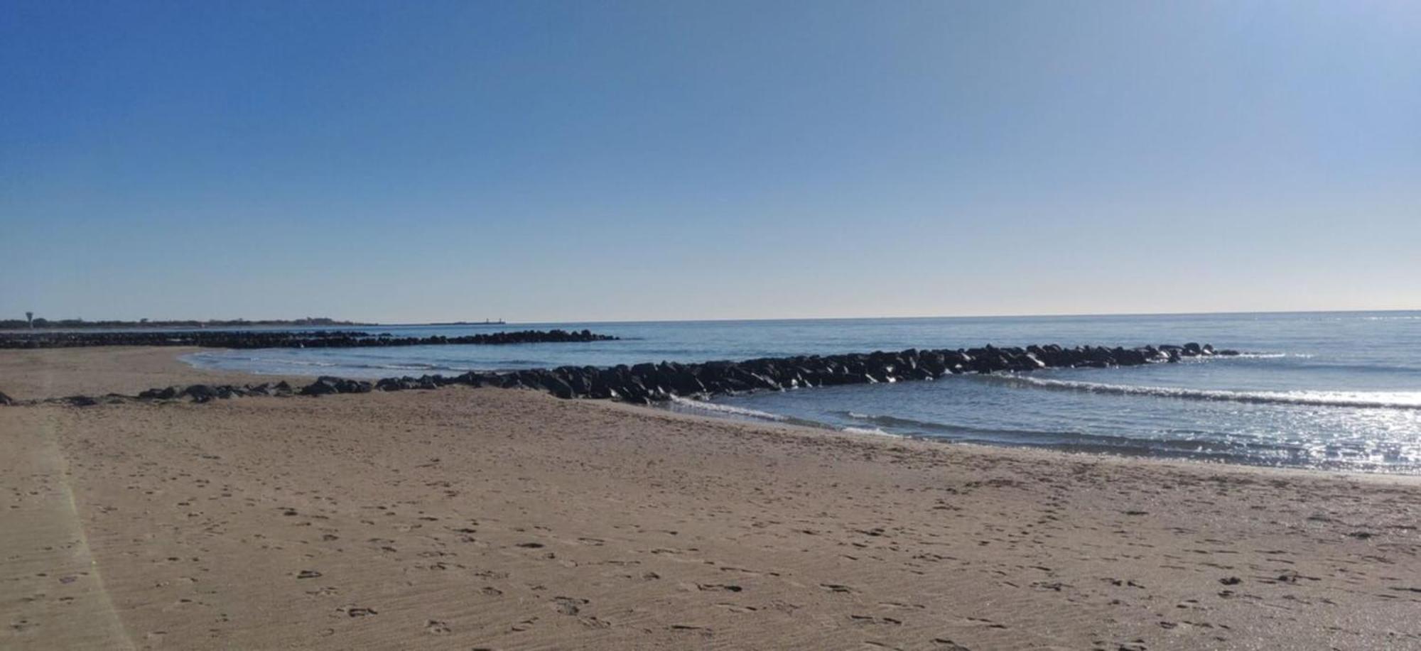 T4 Climatise Avec Piscine A 400M De La Mer 维亚斯 外观 照片